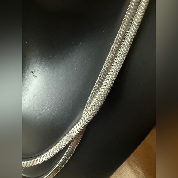 💫Vintage Silver Plated Over Brass Choker Necklace - Picture 2 of 3